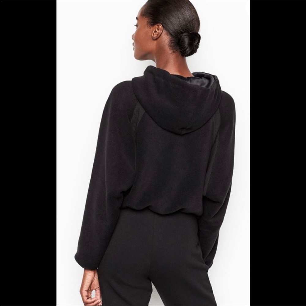 EUC Victoria’s Secret Cropped Zipped Hoodie - Picture 5 of 10